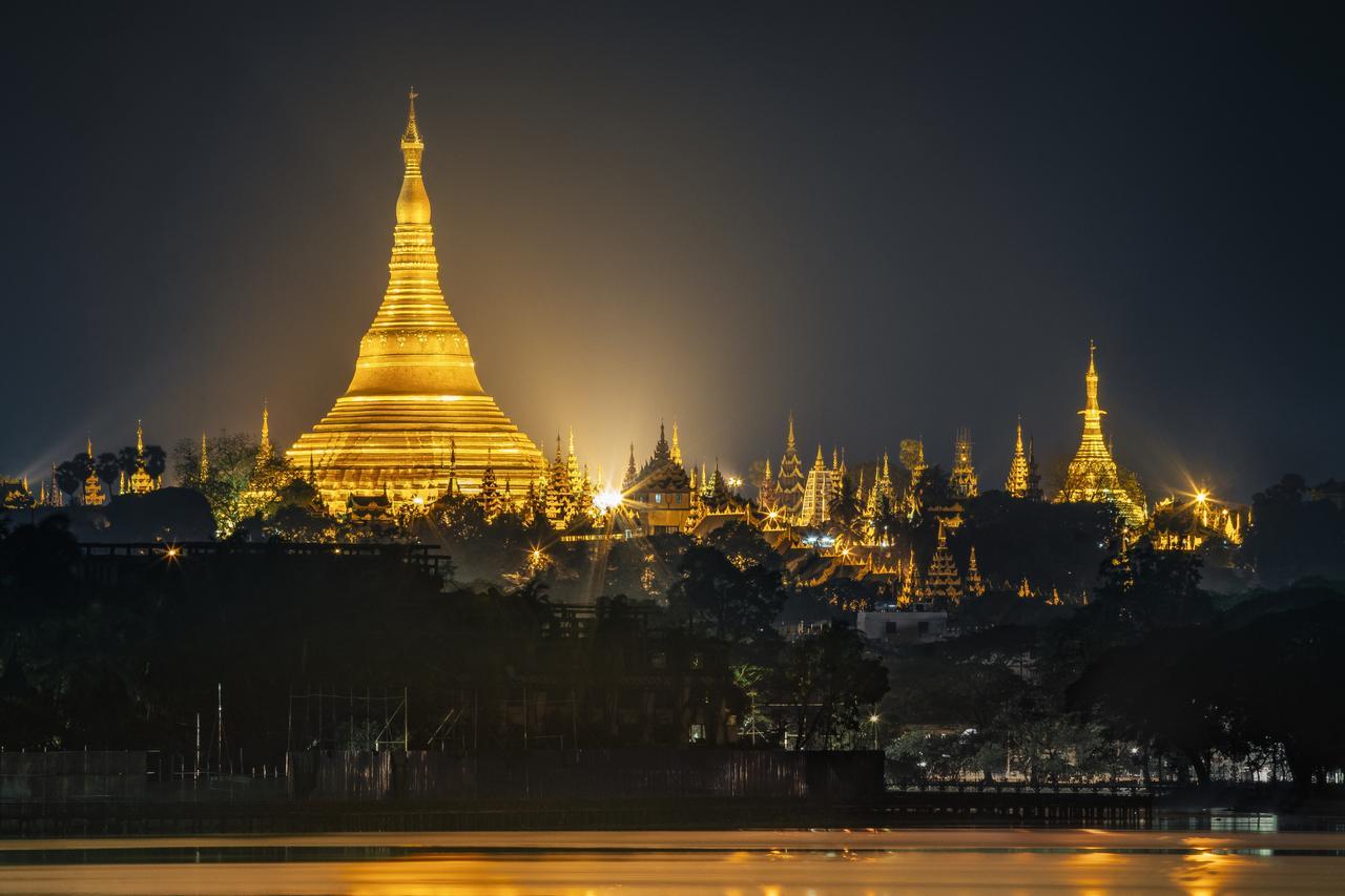 Yangon Excelsior Ξενοδοχείο Εξωτερικό φωτογραφία